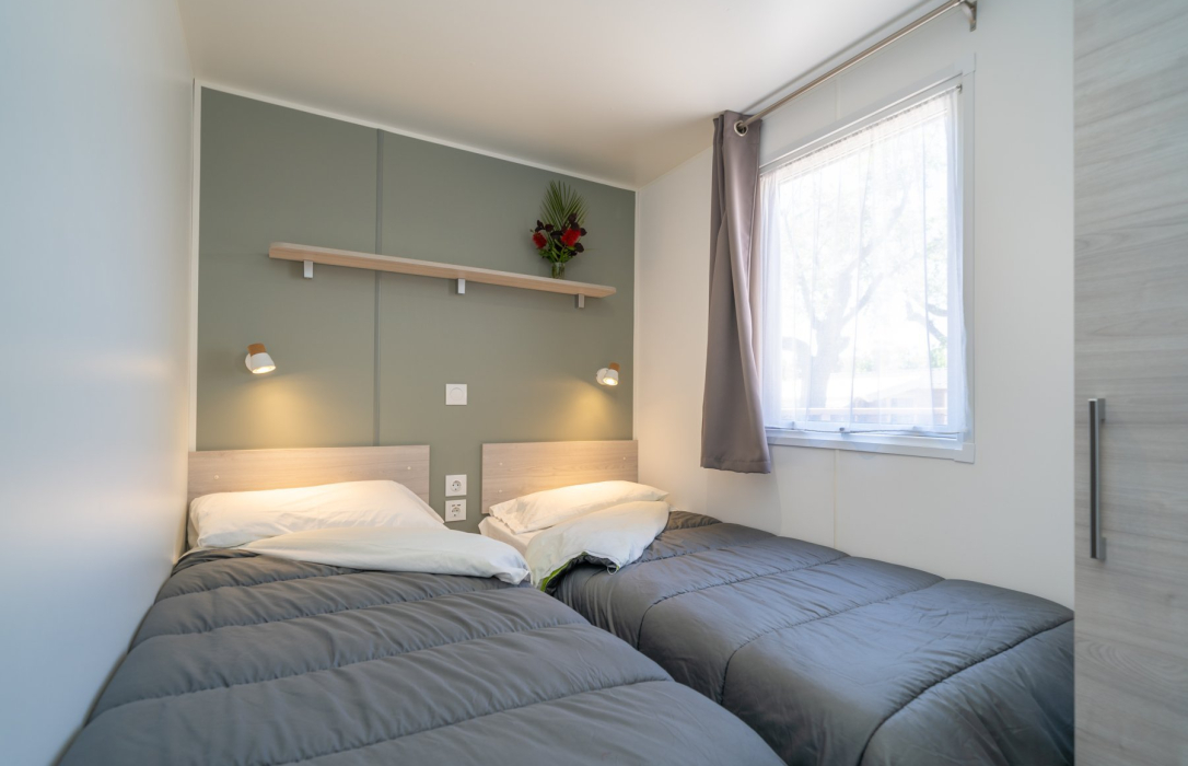Resort Top TV - 6 Personen - Slaapkamer 2