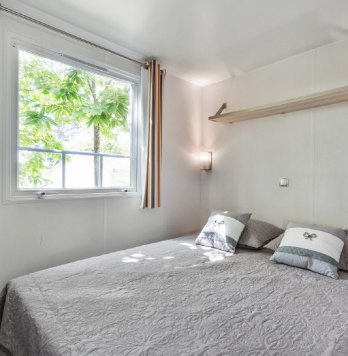 Resort Top TV - 6 Personen - Slaapkamer 1