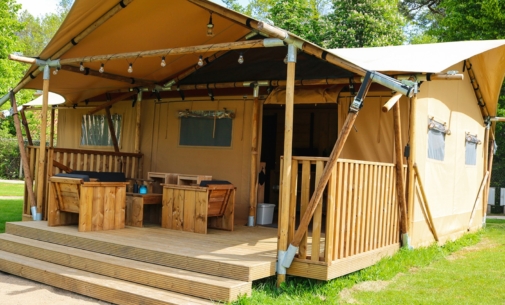 Glamping Lodge - De Kleine Beer - Buitenkant