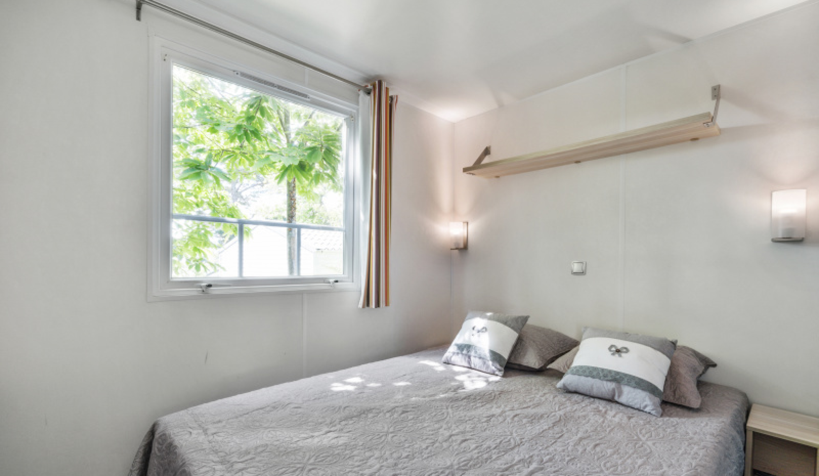 Resort Top TV - 6 Personen - Slaapkamer 1