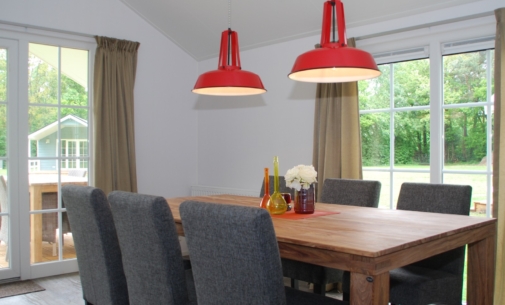 Chalet TV - 6 Personen - Eettafel