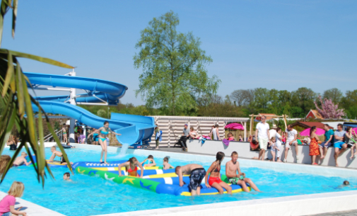 Buitenzwembad zwemmen