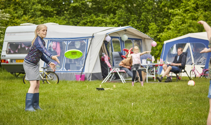 frisbee kamperen