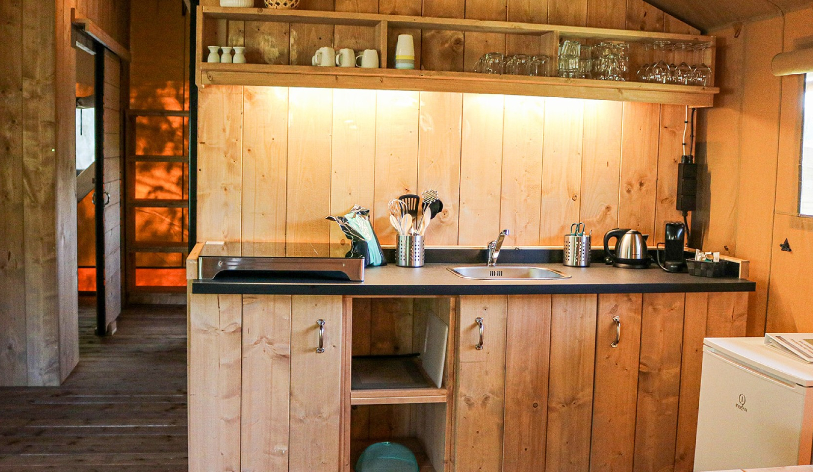 Glamping Lodge Het Steelpannetje - Keuken